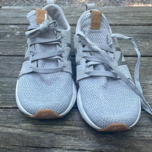 New Balance women’s fresh foam sport V1 shoe 7.5